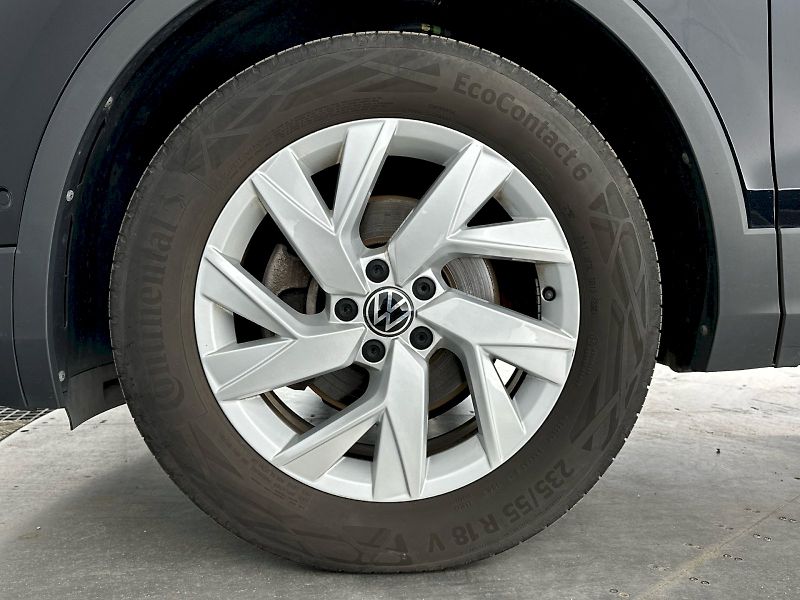 Volkswagen Tiguan Allspace (2022) Life 1.5 TSI 110kW - fotka 29 z 29