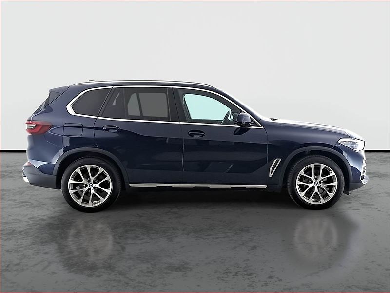 BMW X5 (2021) xDrive30d - fotka 6 z 32