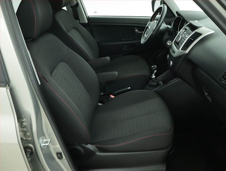 Kia Venga (2017) 1.4 CVVT, Serv.kniha - fotka 9 z 14