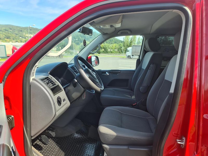 Volkswagen Transporter (2011) MULTIVAN 2.0TDi 103-KW OLOMOUC - fotka 44 z 109
