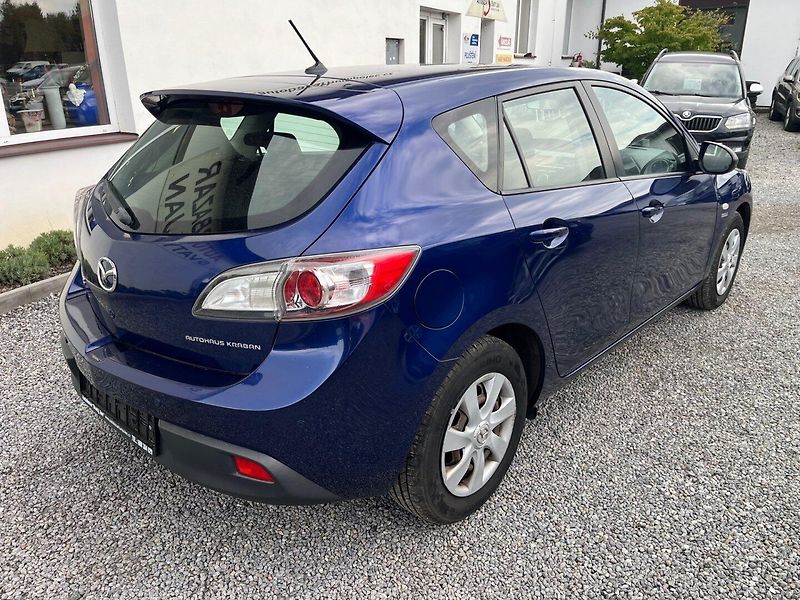 Mazda 3 (2011) 1.6 i Velmi pěkná - fotka 2 z 20