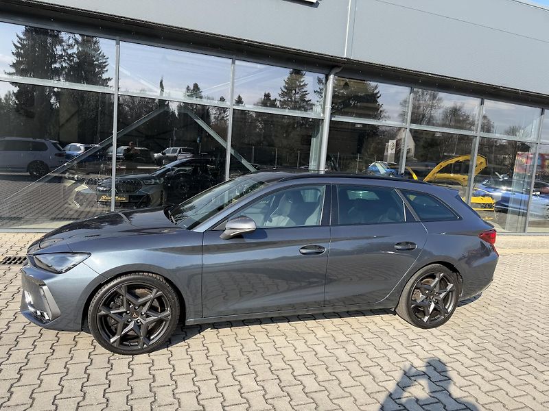 Cupra Leon (2025) VZ 2.0TSI 245kW 4X4 SP DSG TOP - fotka 4 z 44
