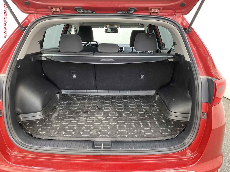 Kia Sportage (2017) 1.7 CRDi, 2.maj,ČR, Navi - fotka 7 z 16