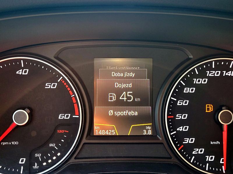 Seat Ateca TDi STYLE CEBIA,kamera,LED    - fotka 41 z 44