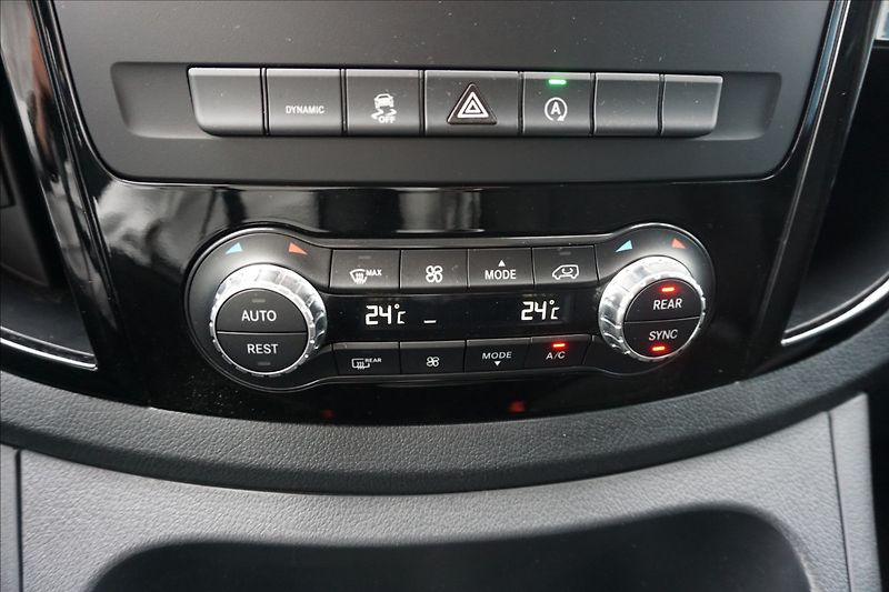 Mercedes-Benz Vito 2,0 119 VTS 4M, CZ serviska - fotka 13 z 18