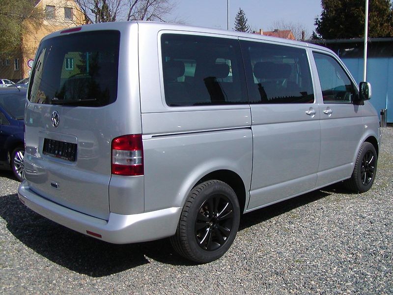 Volkswagen Multivan 2.5TDi, 96kW, KLIMA PAKET!! - fotka 3 z 51