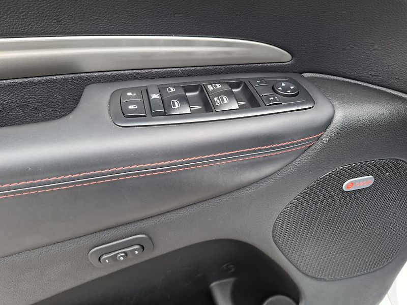 Dodge Durango (2017) R/T 5,7L V8 HEMI 4x4, 6míst,  - fotka 20 z 46