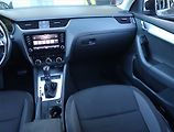 Škoda Octavia (2017) 1.6 TDI, Automat, Serv.kniha - náhled 8