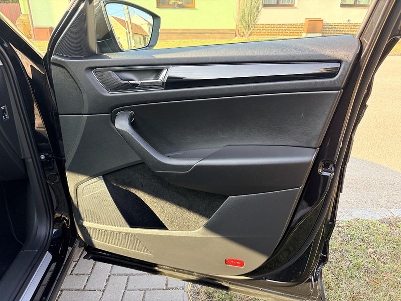 Škoda Kodiaq 2.0TSI 132KW 4x4 DSG WEBASTO - fotka 56 z 58