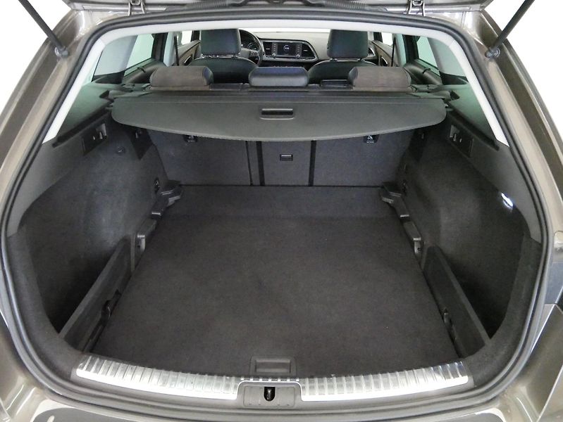 Seat Leon - fotka 28 z 28