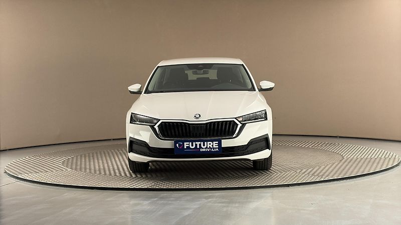 Škoda Octavia 2.0 TDI Ambition - fotka 3 z 24