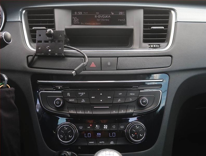 Peugeot 508 (2014) 2.0 HDi, Serv.kniha, Tempomat - fotka 12 z 18