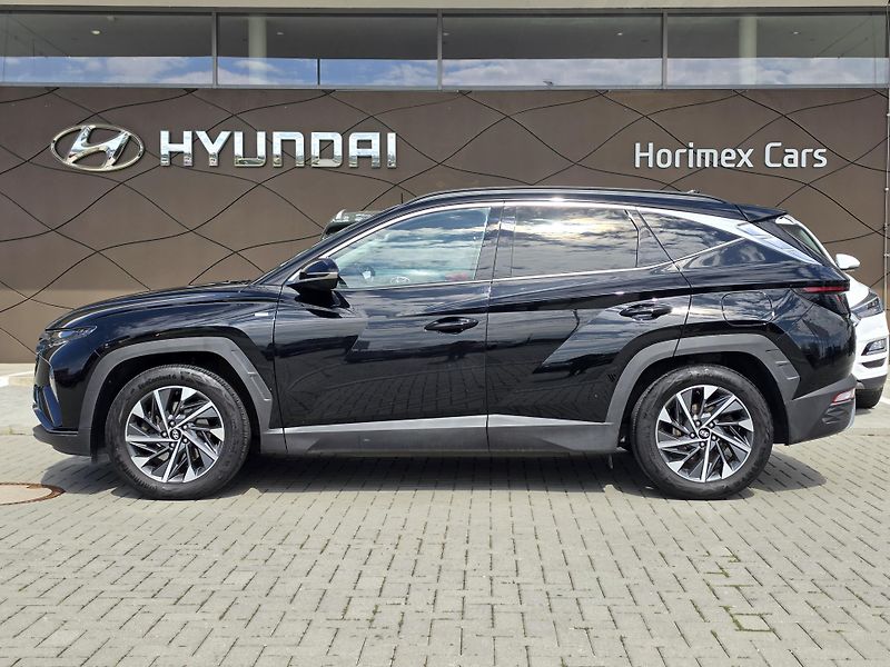 Hyundai Tucson (2021) 1,6TGDI 132kW SMART 18 - fotka 2 z 19