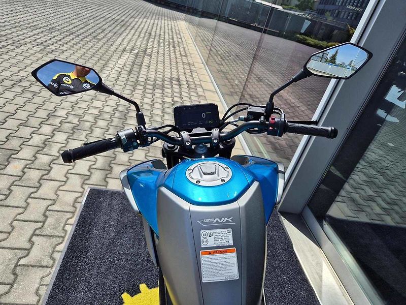 CFMOTO (2026) 125 NK - fotka 20 z 39