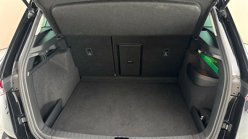 Škoda Karoq 2.0 TDI DSG 4x4 Style - fotka 17 z 26