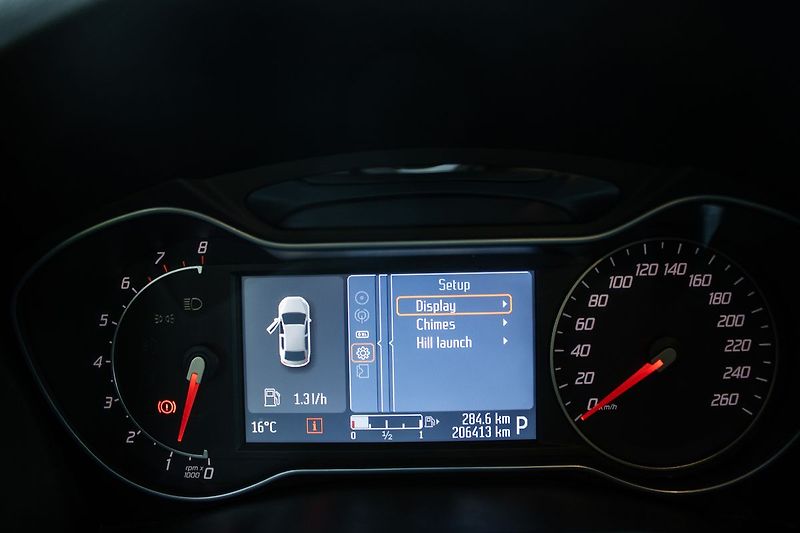 Ford Mondeo - fotka 13 z 33