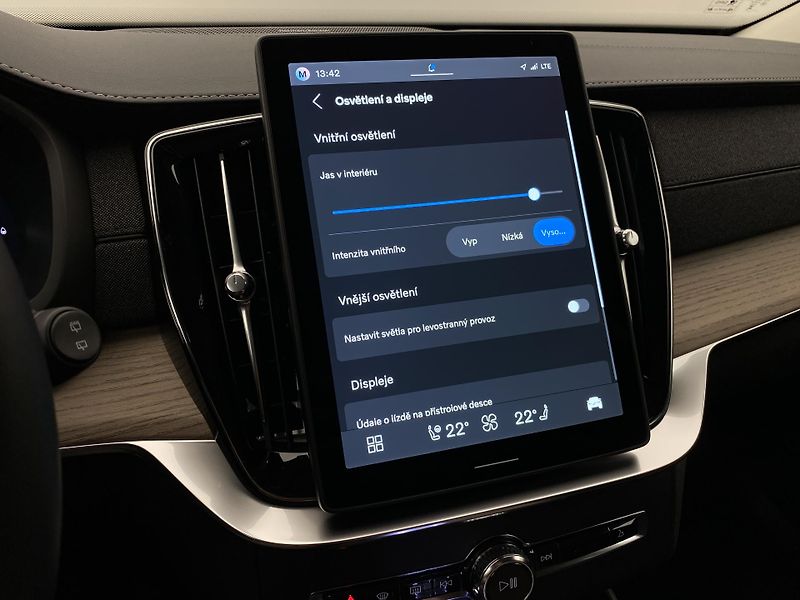 Volvo XC90 (2026) T8 AWD Plug-in BRIGHT PLUS 7m - fotka 58 z 72
