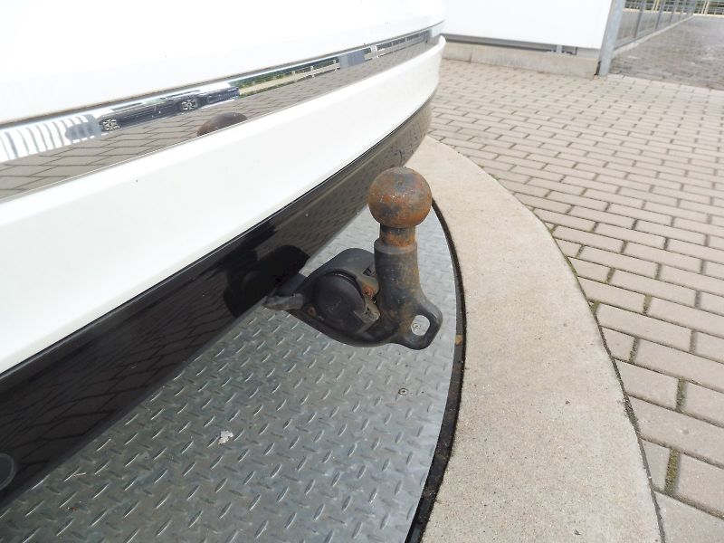 Volkswagen Tiguan (2018) Highline 2,0 TDI 140kW DSG 4MO - fotka 24 z 28