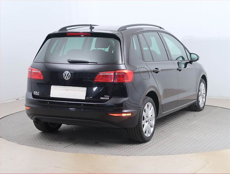 Volkswagen Golf Sportsvan (2014) 1.6 TDI, Navi, Park. senzory - fotka 5 z 16