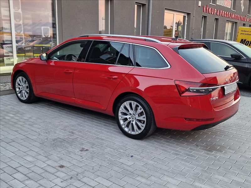 Škoda Superb 2.0 TDI 110kW Style,ČR,1.Maj. - fotka 7 z 50