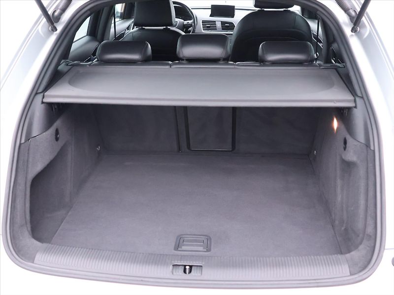 Audi Q3 2,0 TDi 130kW Quattro - fotka 9 z 31