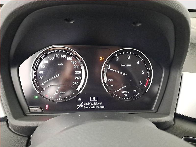 BMW X1 (2018) sDrive18d, Serv.kniha - fotka 11 z 15