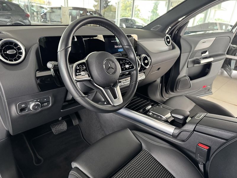 Mercedes-Benz GLA 200d AUT*Distronic*Tažné*DPH - fotka 11 z 37