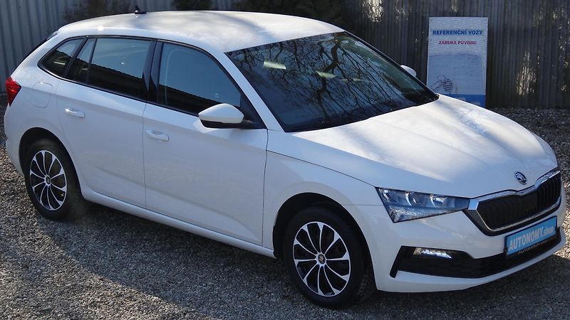 Škoda Scala 1.5TSI Ambition - fotka 2 z 19