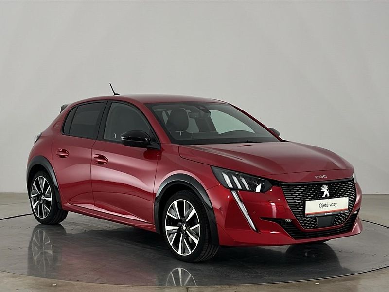 Peugeot 208 GT - fotka 14 z 28