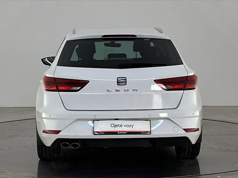 Seat Leon Xcellence - fotka 17 z 29