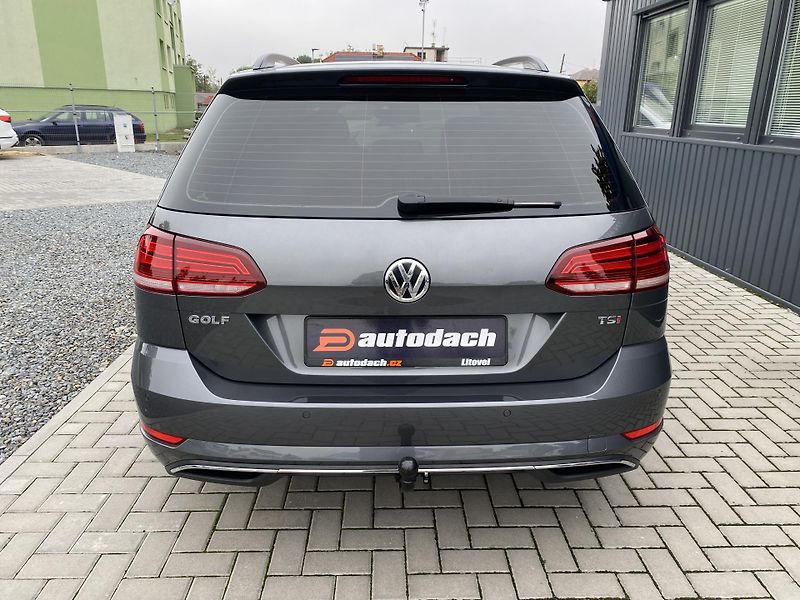 Volkswagen Golf 1.4 TSI 92kW-1xMAJ.-LED- ACC - fotka 4 z 44