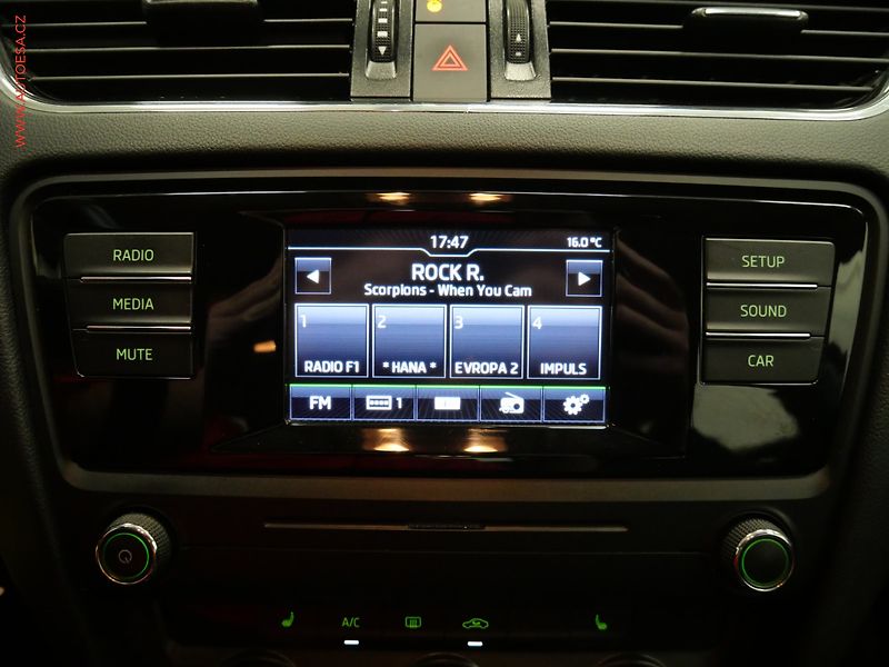 Škoda Octavia (2016) 1.6 TDi, ČR, Ambition - fotka 16 z 18