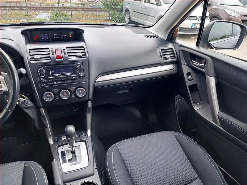 Subaru Forester (2013) 2.0 X, 4X4, Automat, Tempomat - fotka 8 z 18
