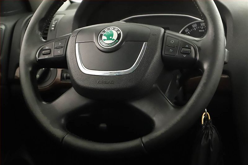 Škoda Octavia (2012) 2.0 TDI, Tažné, levný provoz - fotka 8 z 14