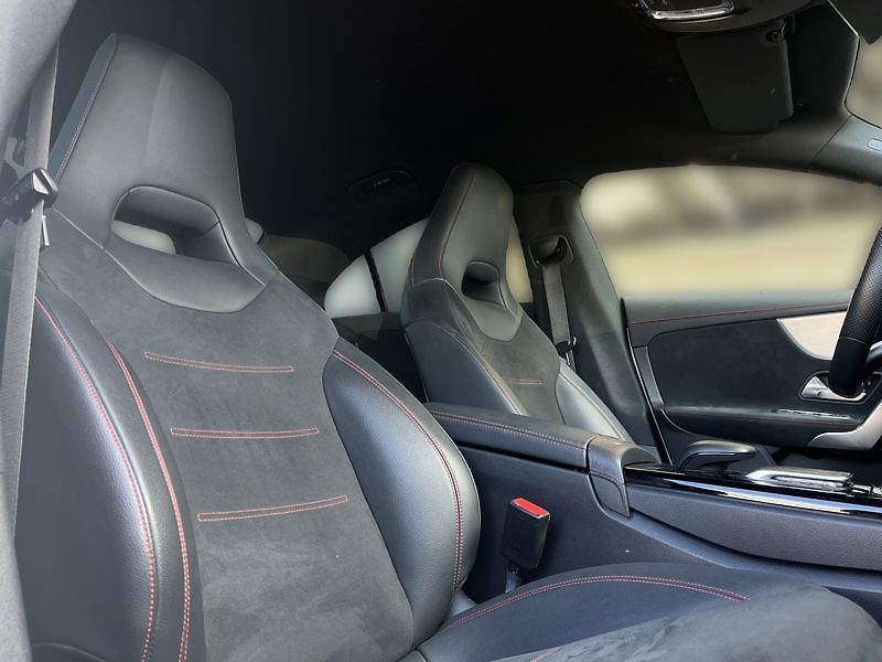 Mercedes-Benz CLA Coupé 200 d kupé AMG Style Edi - fotka 16 z 18
