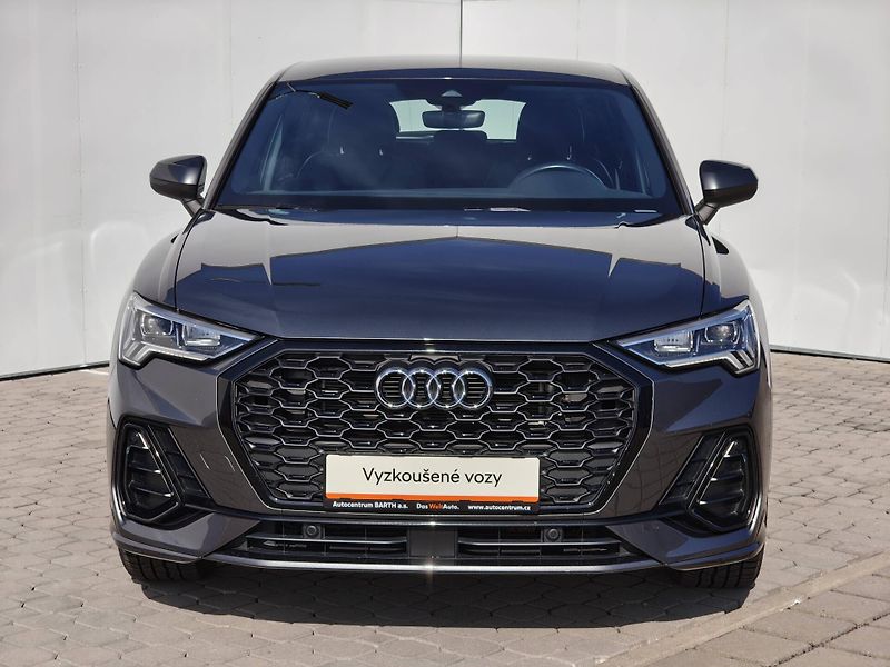 Audi Q3 35 S line STT 1,5TFSI CoD - fotka 4 z 24