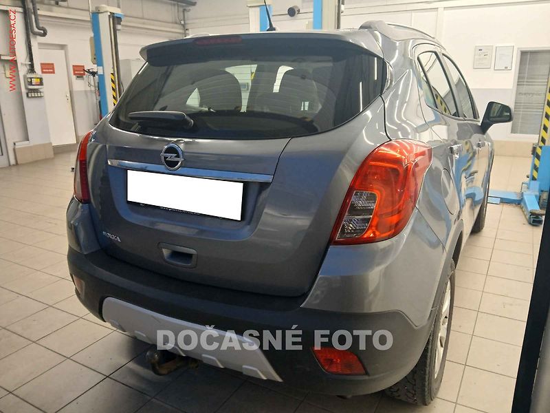 Opel Mokka (2013) 1.6 eco tec, AC, temp, tažné - fotka 2 z 3