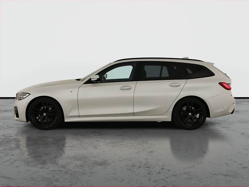BMW Řada 3 (2021) M Sport 320 d xDrive - fotka 3 z 22