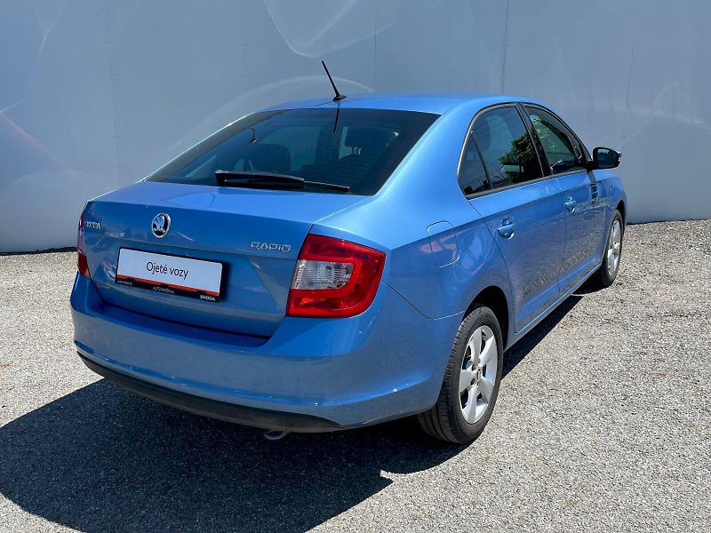 Škoda Rapid (2015) 1.2 TSI 81kW Ambition - fotka 23 z 26