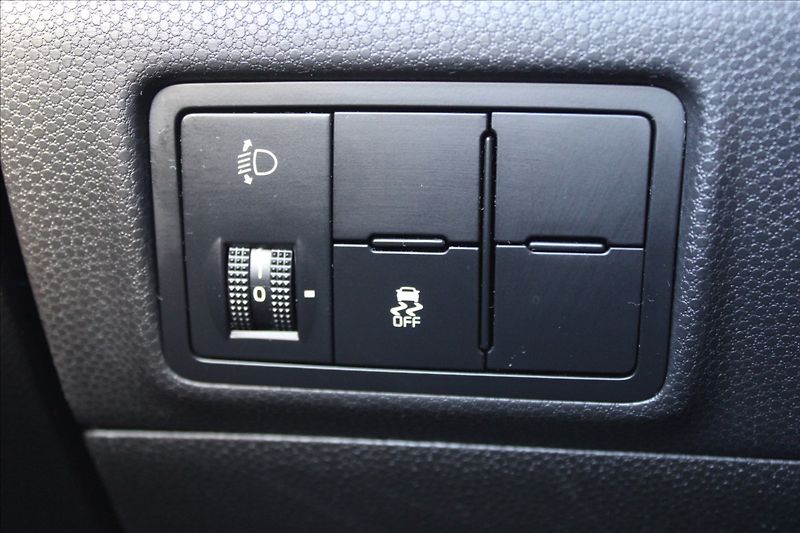 Kia Picanto 1,0 i  NOVÉ V ČR,20.824.KM - fotka 12 z 23