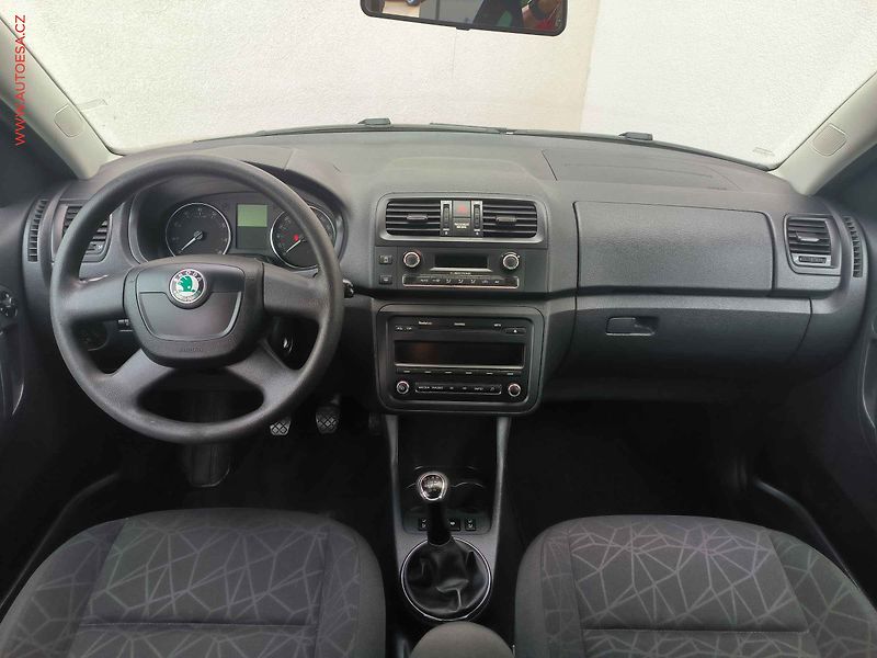 Škoda Roomster (2012) 1.2 TSi, Family, +kola - fotka 8 z 17