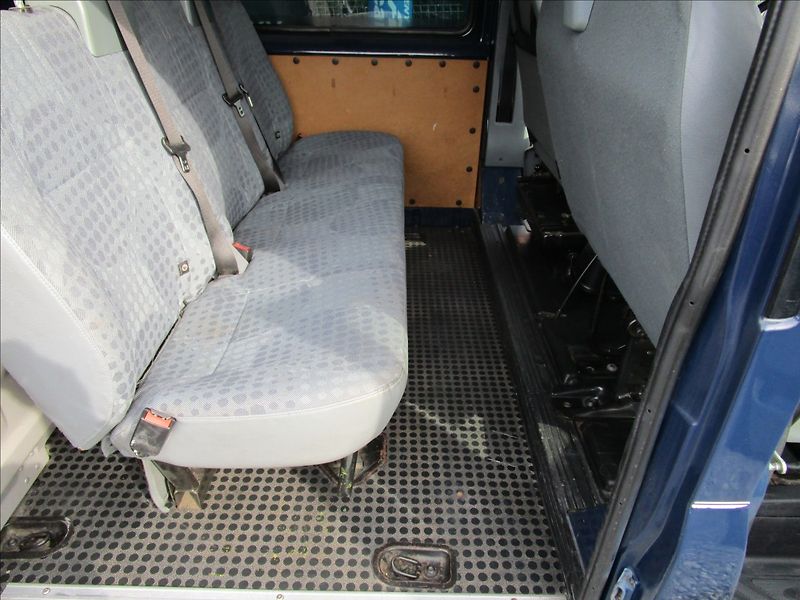 Ford Transit 260S 2.2TDCi Klima, 6 míst - fotka 21 z 39