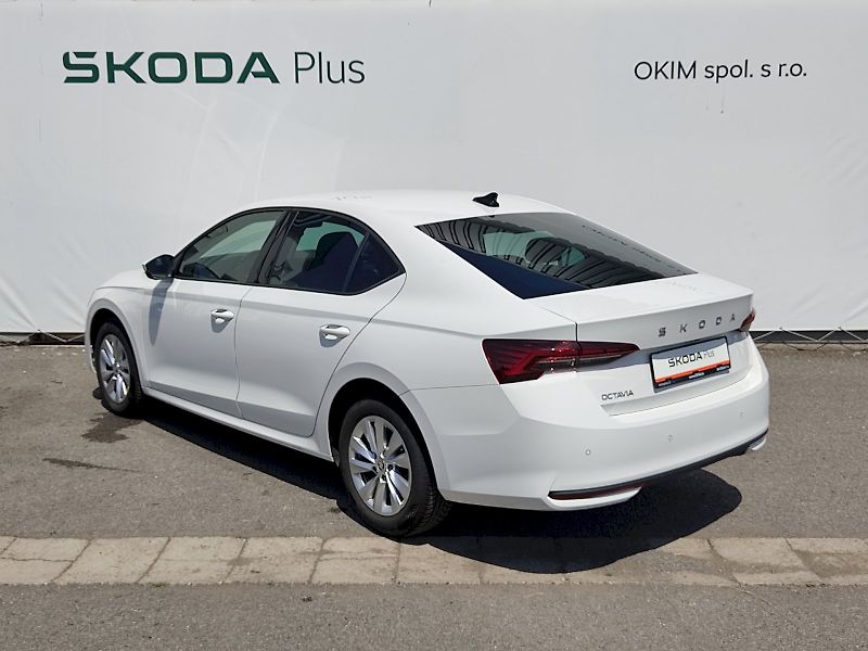 Škoda Octavia (2024) Selection 1,5 Tsi 110 Kw - fotka 34 z 37
