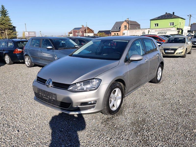 Volkswagen Golf (2016) - fotka 4 z 36