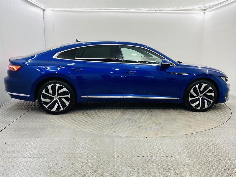 Volkswagen Arteon 2,0 TDi 147kW DSG R-LINE - fotka 27 z 28