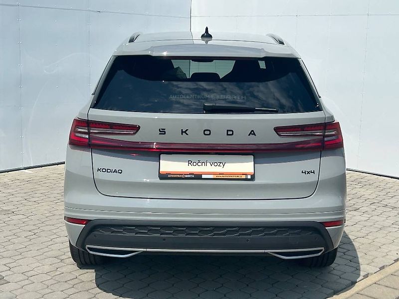Škoda Kodiaq Sportline 7DSG 4x4 2,0TDI - fotka 25 z 28