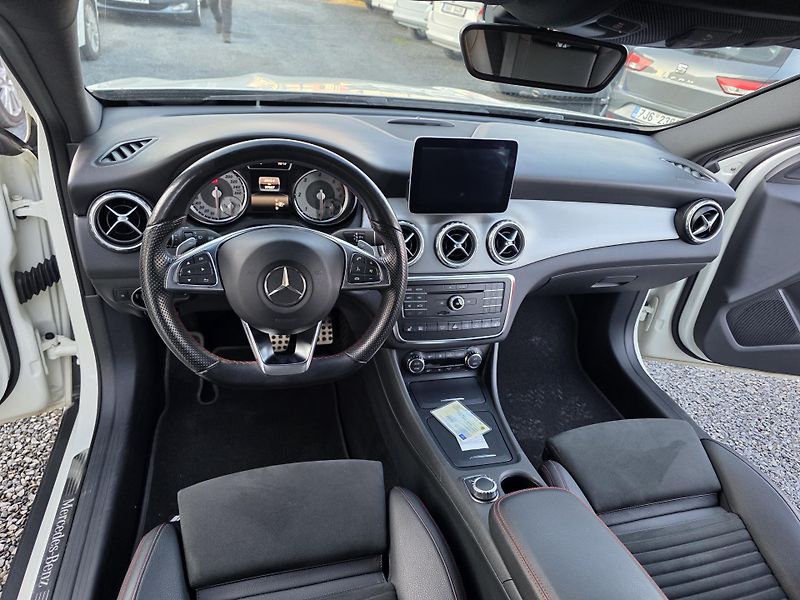 Mercedes-Benz GLA 220CDI 4-MATIC AMG-Paket  - fotka 13 z 24