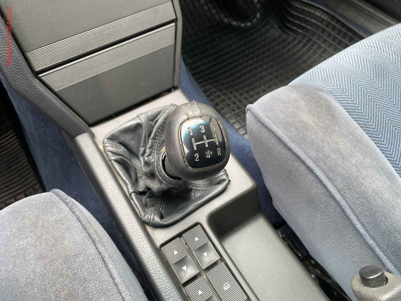 Alfa Romeo 164 (1995) 3.0 V6, 2.maj, AC, TZ, STK5 - fotka 14 z 15