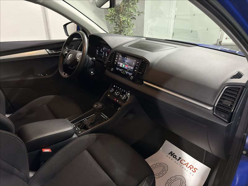 Škoda Karoq 2,0   TDI DSG 4X4 VIRTUAL ACC - fotka 20 z 33