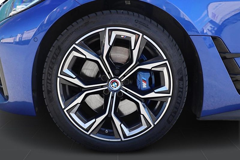 BMW Řada 4 430i xDrive Gran Coupé - fotka 7 z 14